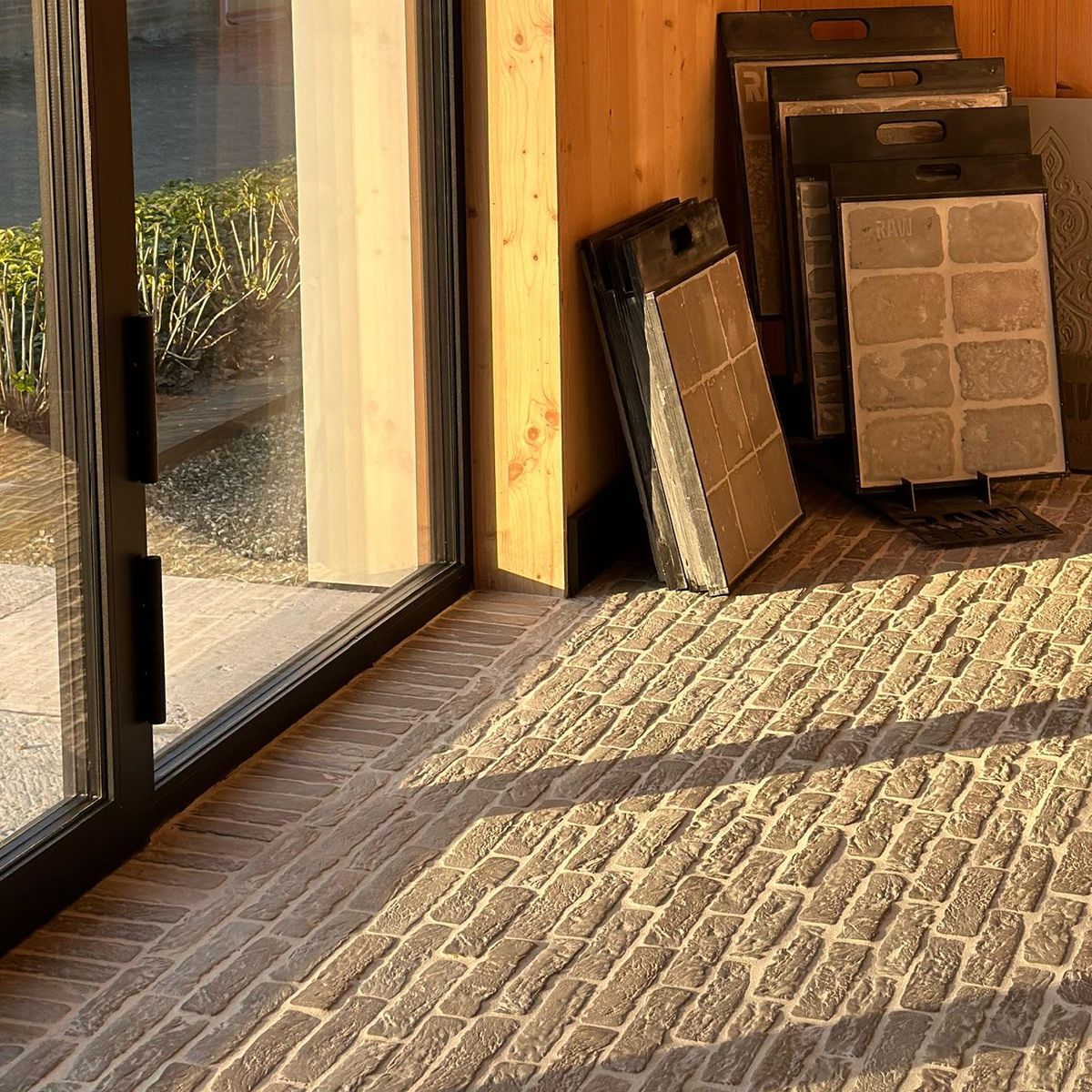 Raw Stones WAALTJES
